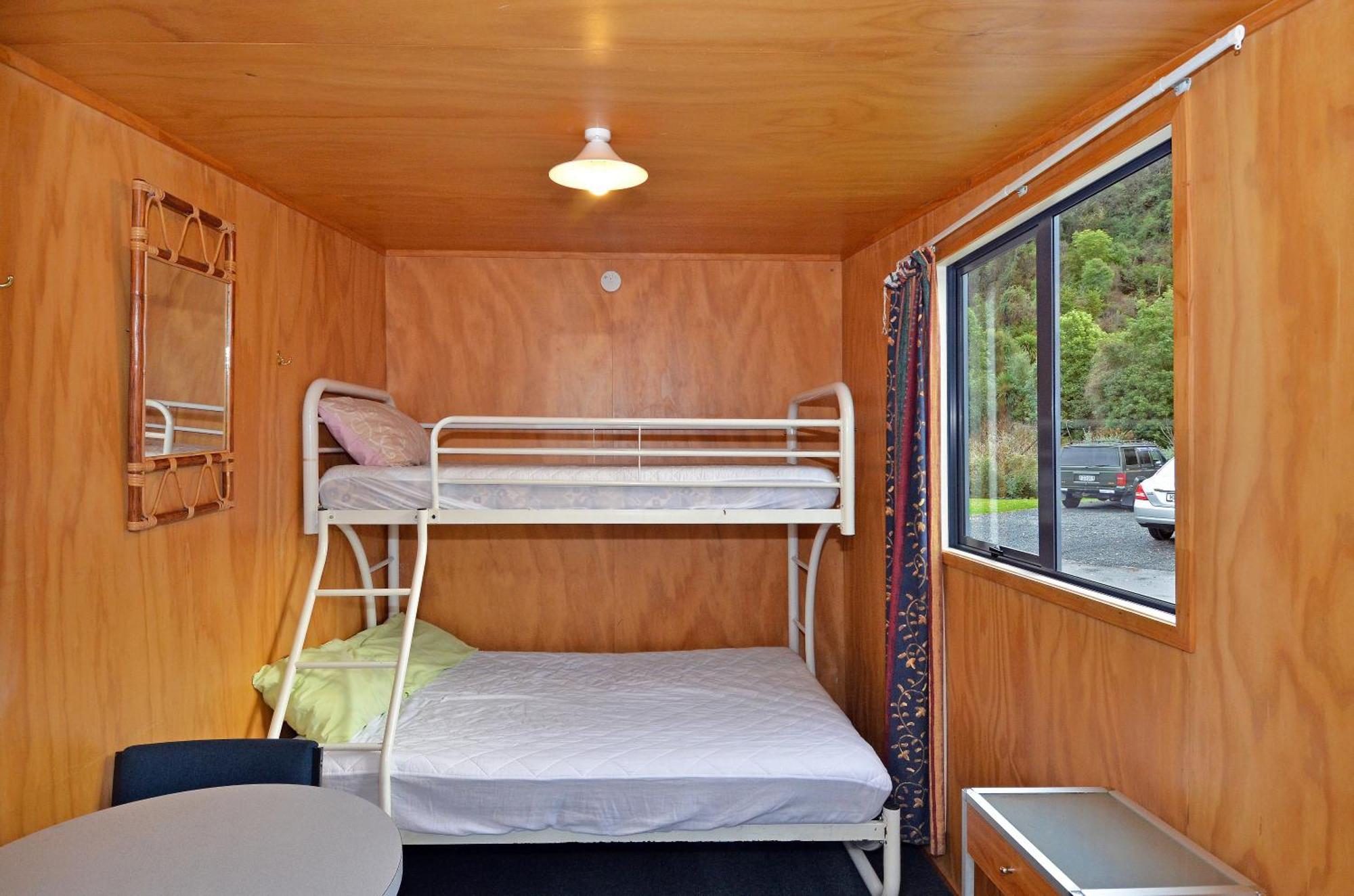 Leith Valley Holiday Park And Motels Dunedin Exterior photo